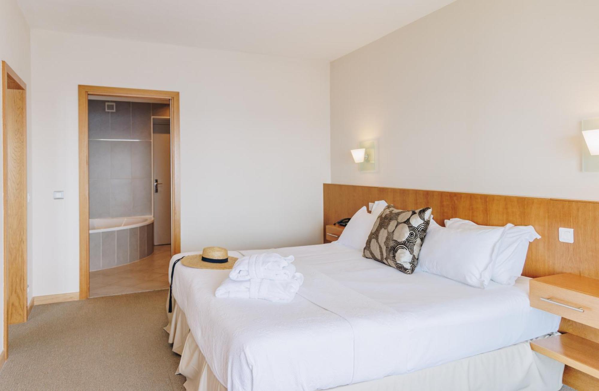 Alivi Hotel Ville-di-Pietrabugno Kültér fotó