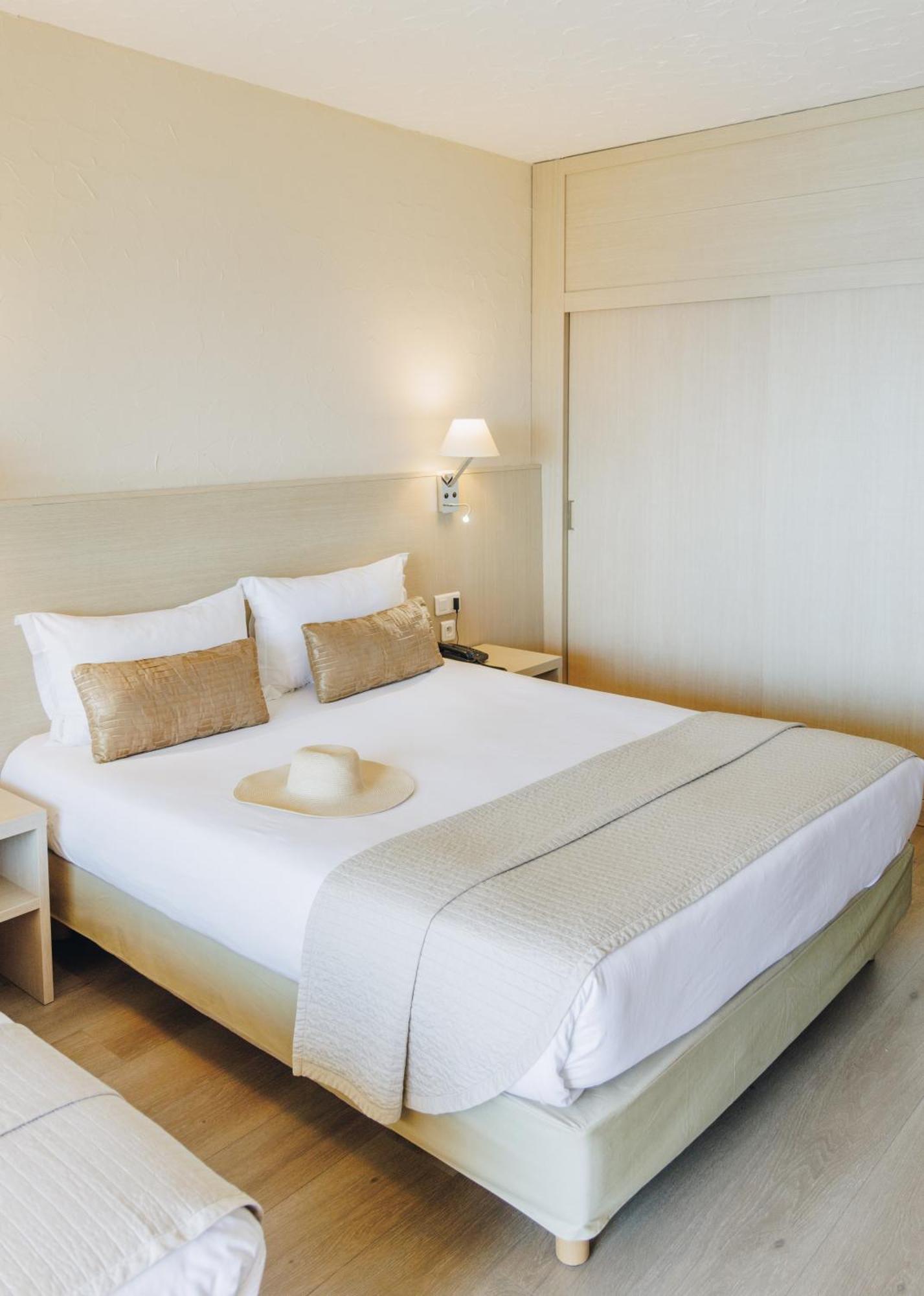 Alivi Hotel Ville-di-Pietrabugno Kültér fotó