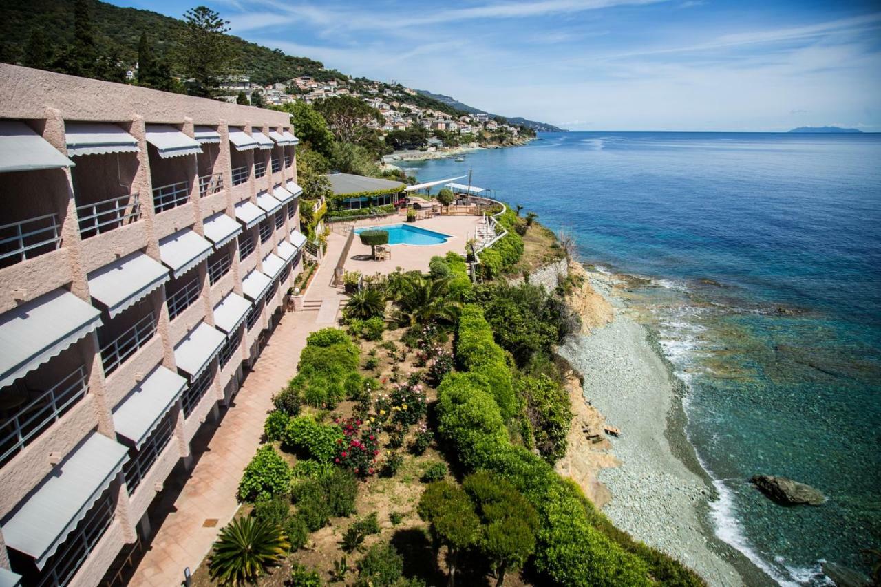Alivi Hotel Ville-di-Pietrabugno Kültér fotó